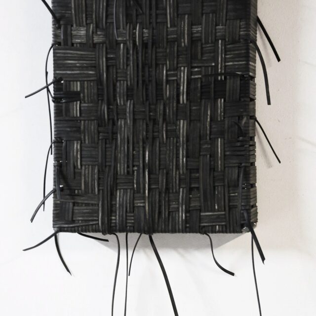 Paradigma20152CKorpus40x30x5cm2CStahl2CGummi